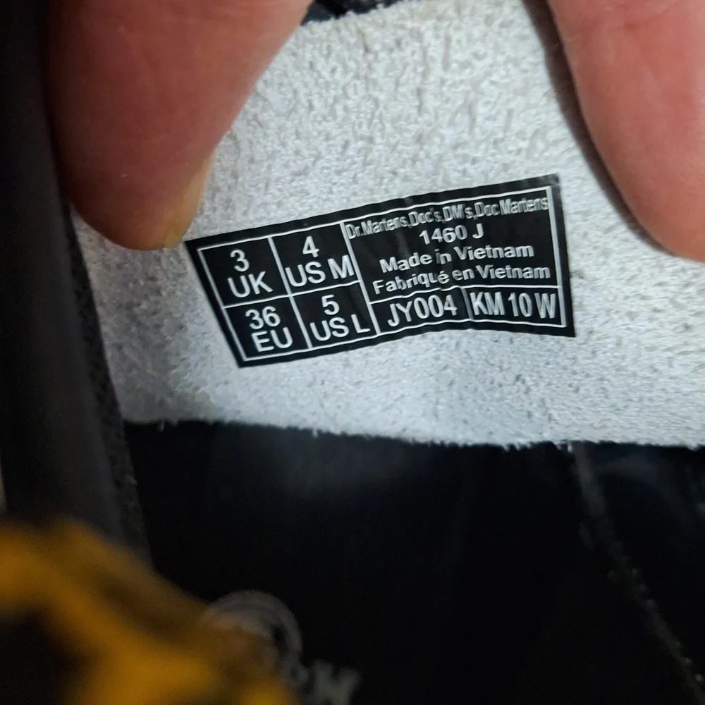 Dr. Martens combat boot - 3 - white/black